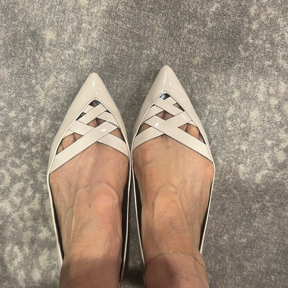 ZARA PATENT FLATS CREAM SIZE 38/8 - Picture 13 of 13